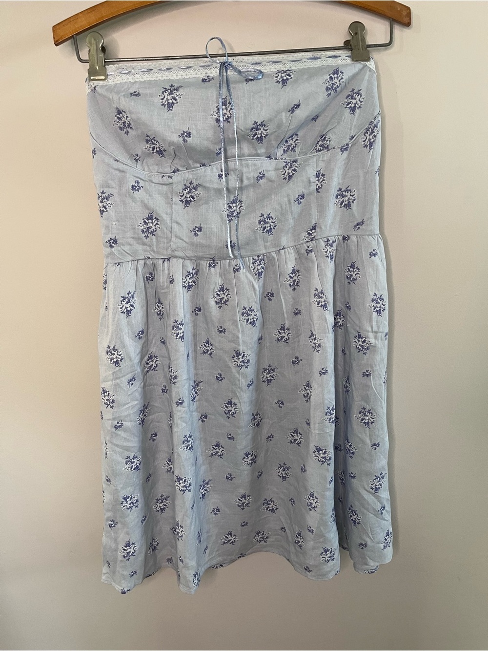 Aeropostale Strapless Floral Mini Dress Light Blue Lace Trim Smocked Size M